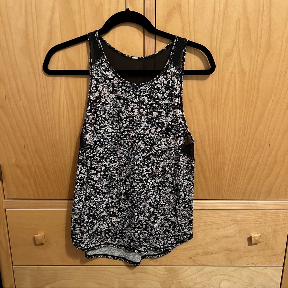 lululemon tank top